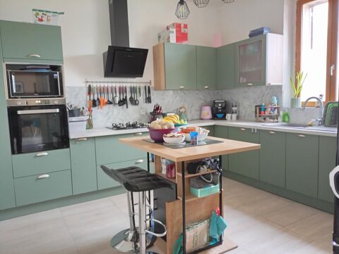   MAISON DE BOURG INDEPENDANTE Maison - 6 pi�ce(s) - 159 m�