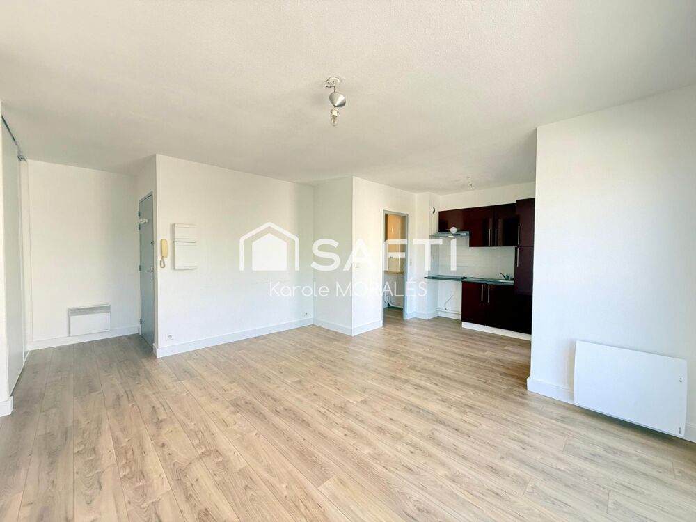 Vente Appartement PERPIGNAN, APPART T3 RENOVE, BALCON, GARAGE ET STATIONNEMNTS Perpignan