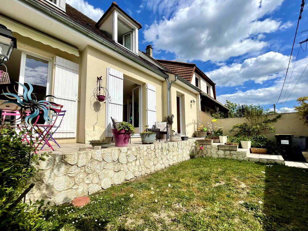 Vente Maison 4 chambres / Pièce de vie de près de 50 m2 / sous-sol total ! Villiers-sur-marne
