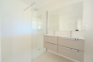  Appartement à vendre 5 pièces 122 m²