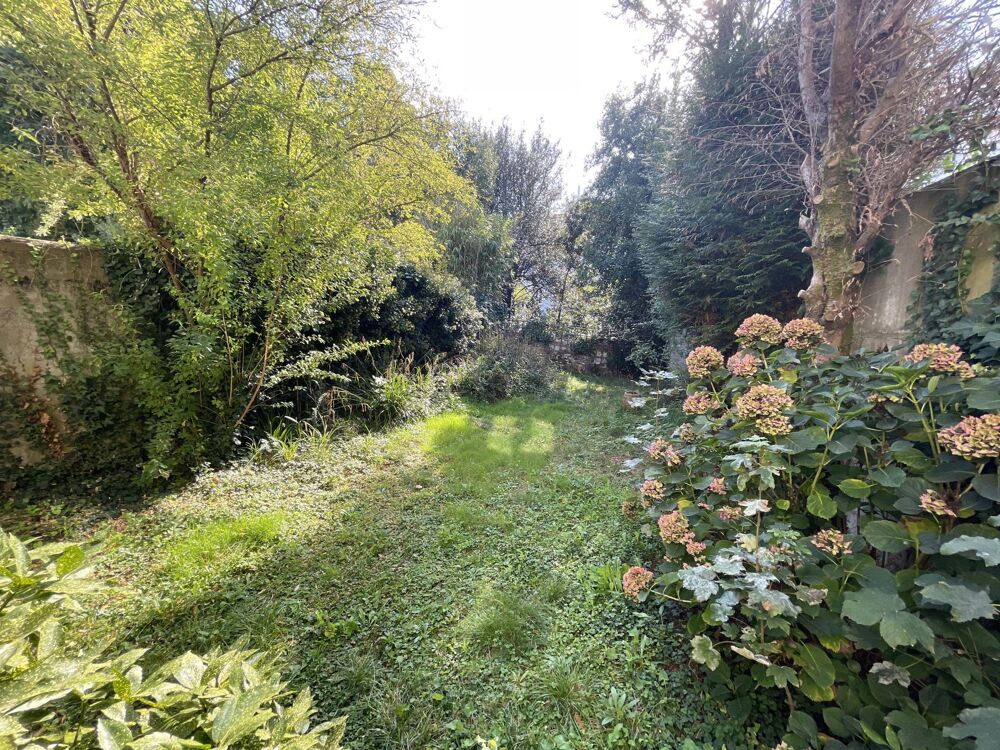  vendre  Htel Particulier Nantes (44000)