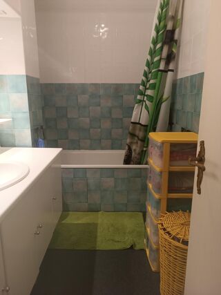  Appartement  vendre 4 pices 81 m