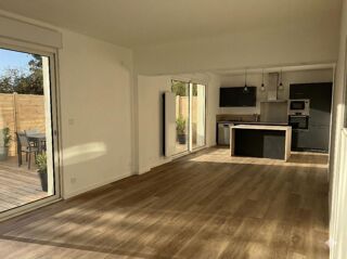  Appartement  vendre 5 pices 85 m