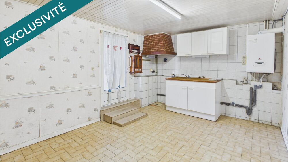 Maison à rafraîchir avec garage et jardin