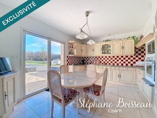  Maison � vendre 10 pi�ces 258 m�