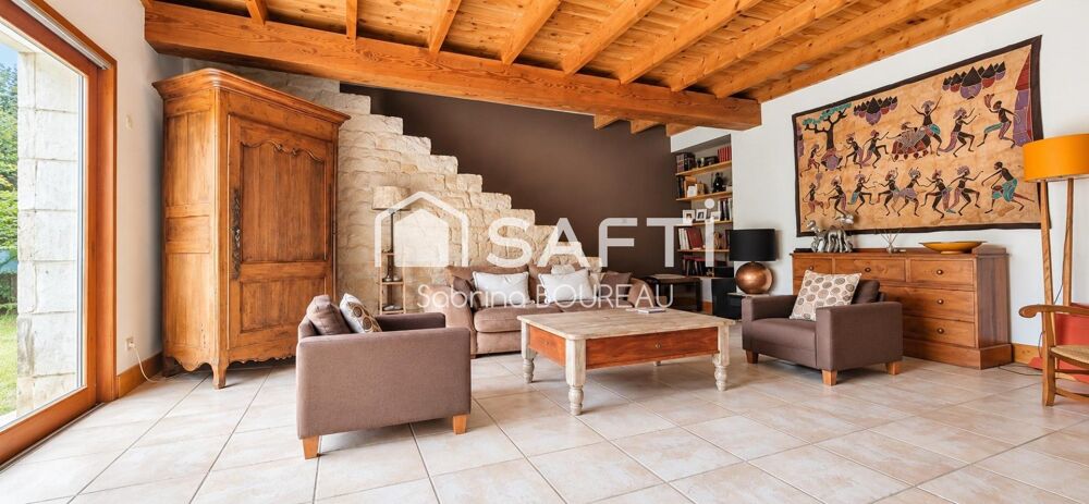 Vente Maison Échiré – Maison en pierre, charme et beaux volumes Echire