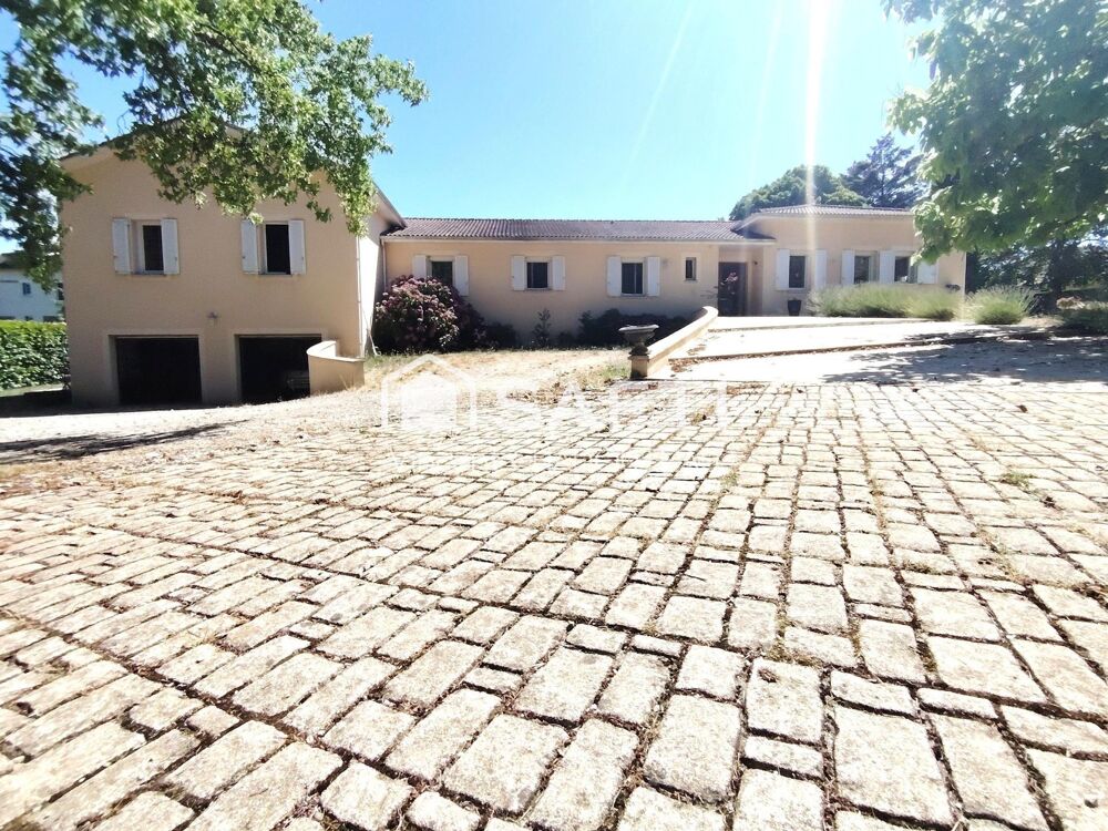 Vente Maison Propriété d'exception de 320m2 Roumazières-loubert