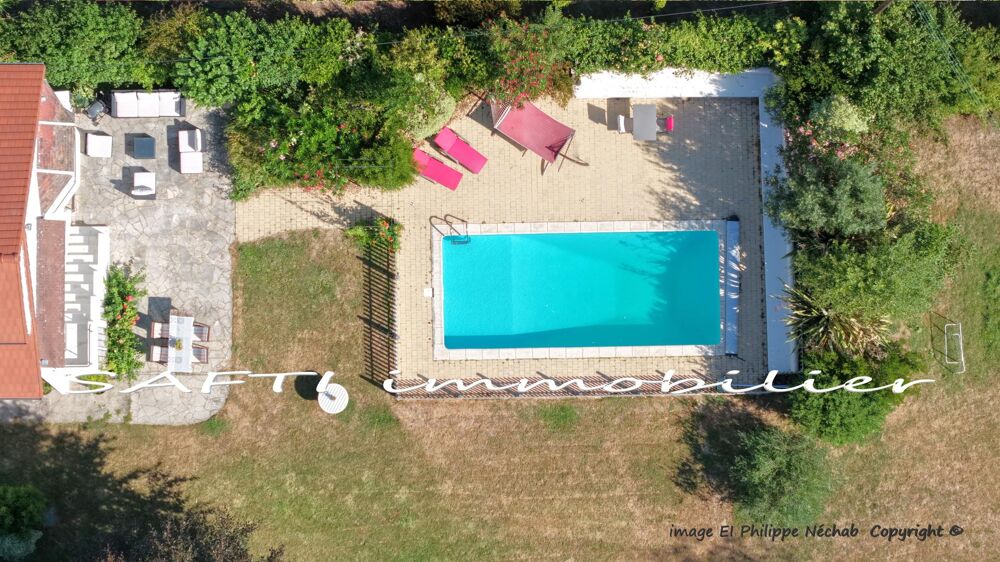 Maison de charme de 140m2 sur 1600m2 de terrain arboré et paysagé / vue panoramique sur la vallée de la Seine / 4 chambres / pis