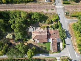 Vente Maison Ensemble immobilier avec deux maisons et terrain Brives-sur-charente