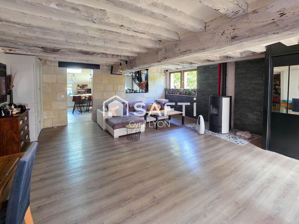 Vente Maison Charmante maison de 165 m² avec dépendances Gennes-val de loire