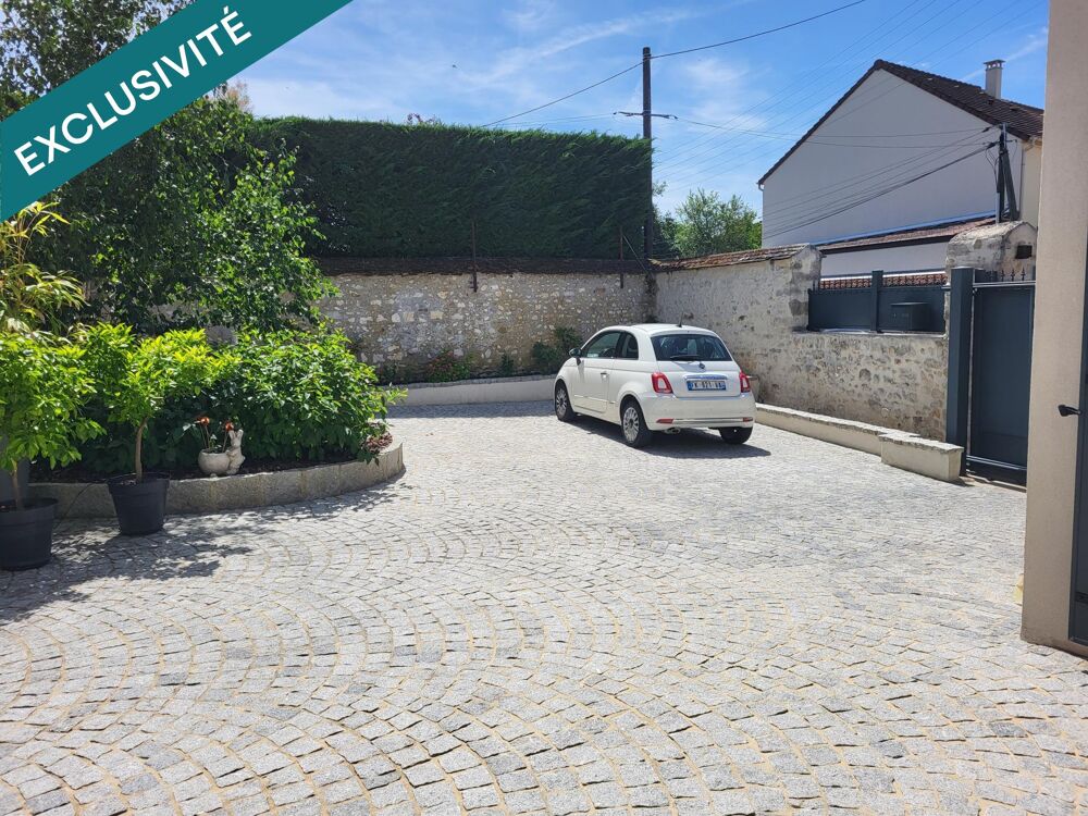 UNIQUE !! Superbe maison de 7 pièces sur parcelle de 1274 m2 -centre ville Etréchy