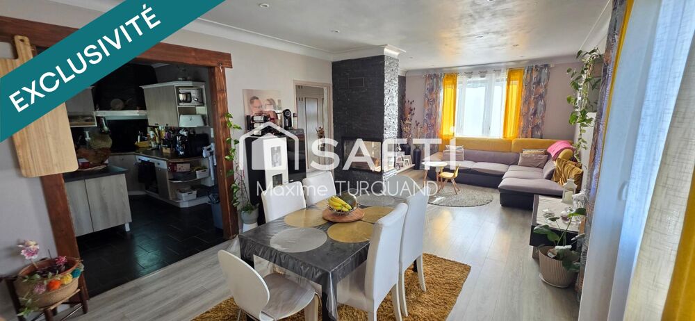 Pavillon sur sous-sol, 153m², 4 chambres, 945m² de terrain, 2 garages.