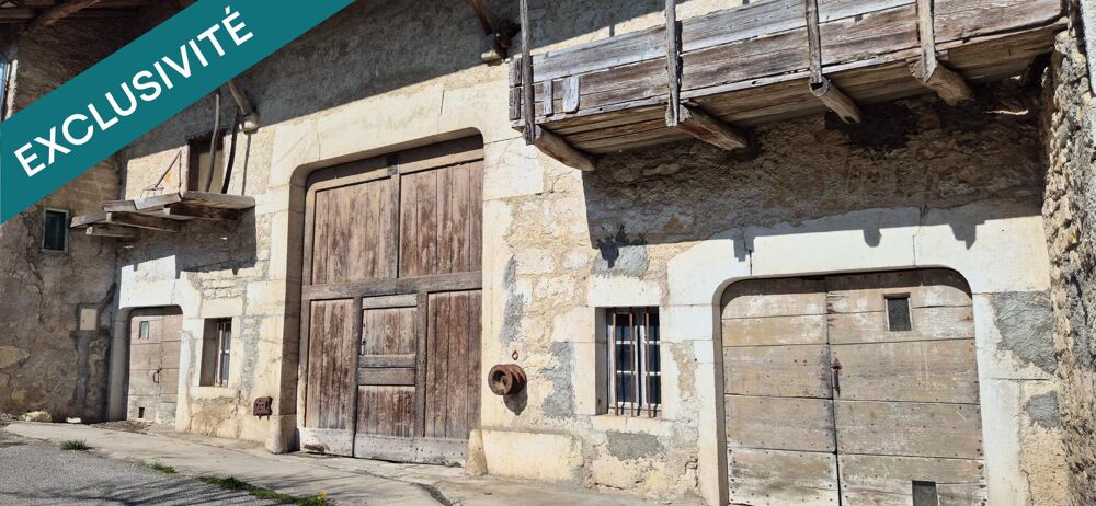 Nurieux-Volognat RARE- Ancienne ferme en pierre rénovée avec une maison principale et un logement à louer et vastes dépendances