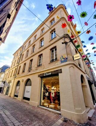  Immeuble � vendre 1100 m�