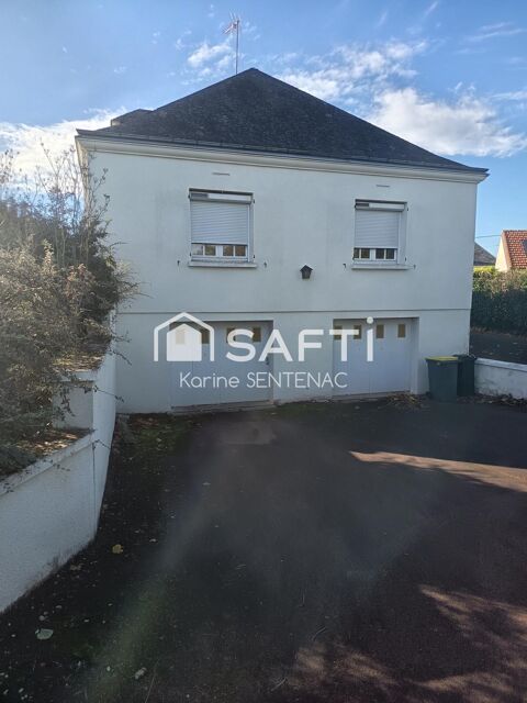   superbe maison avec cour goudronn�e avec soin tr�s riche en fleurs et arbustes Maison - 6 pi�ce(s) - 170 m�