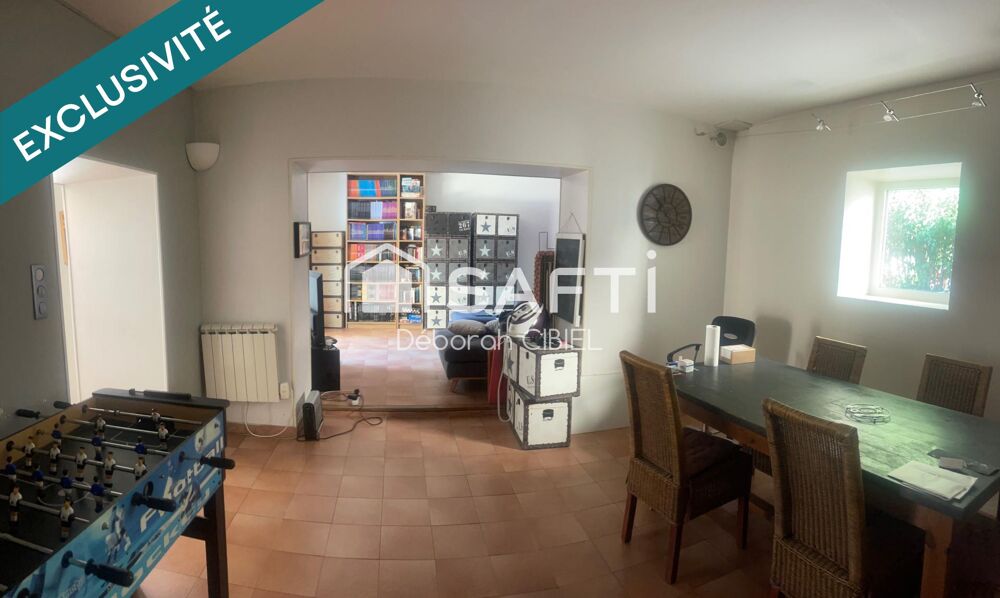 Maison de village cinq pièces avec terrasses