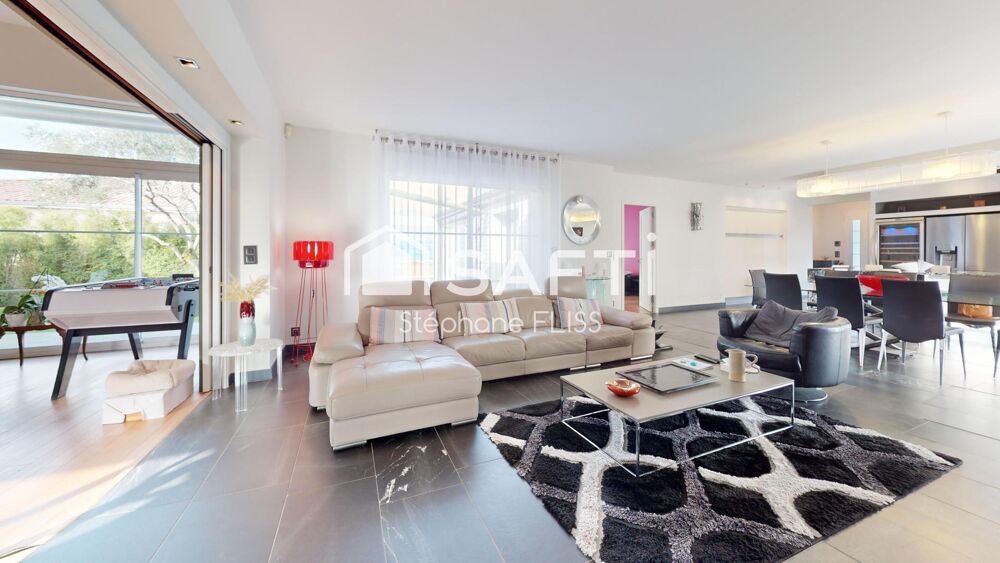 Vente Maison Maison familiale de 250m2 avec espace bien-être Blanquefort