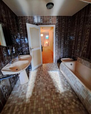  Maison � vendre 8 pi�ces 242 m�