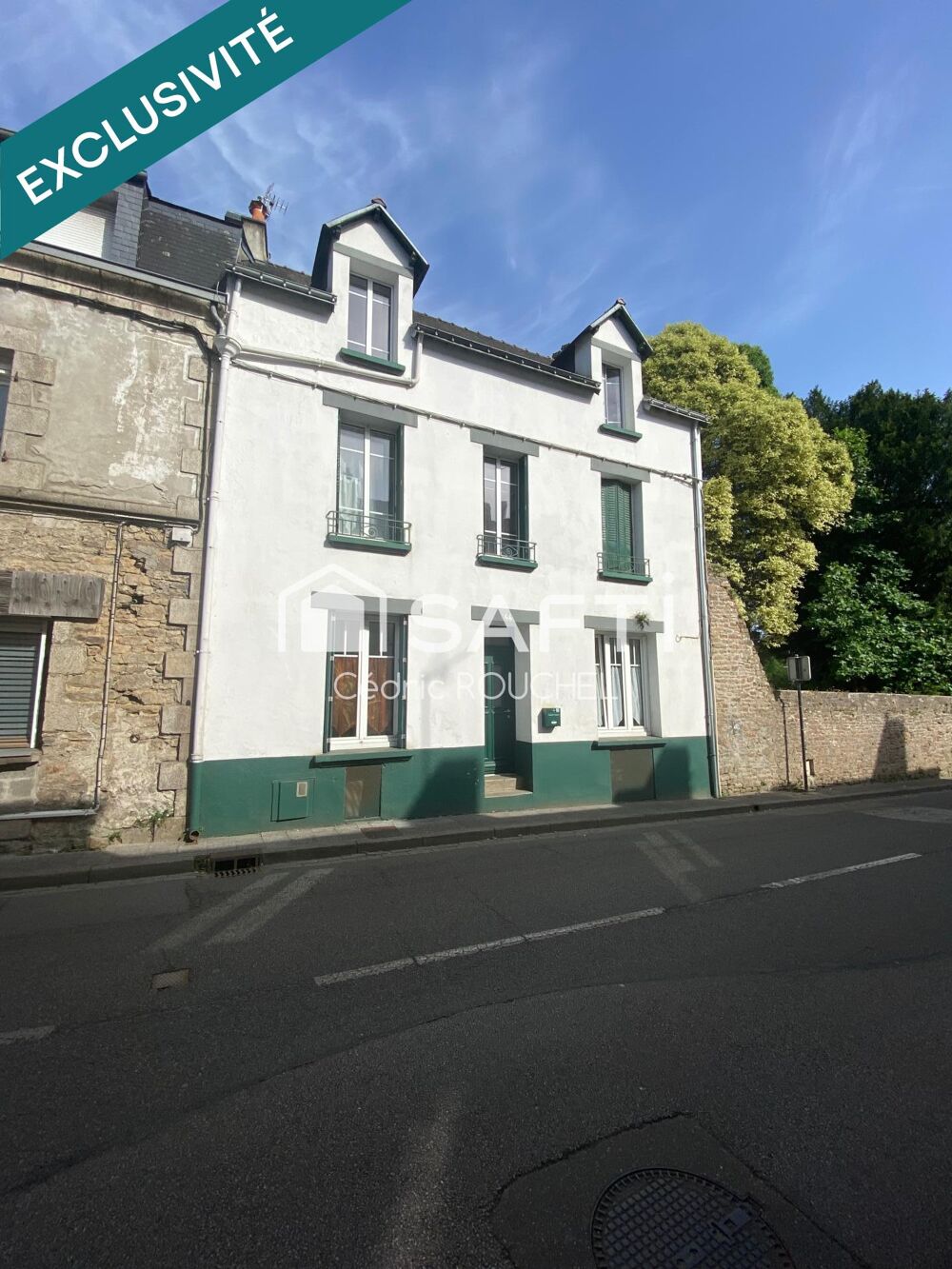 Maison de ville avec beau potentiel au coeur de Quimperlé