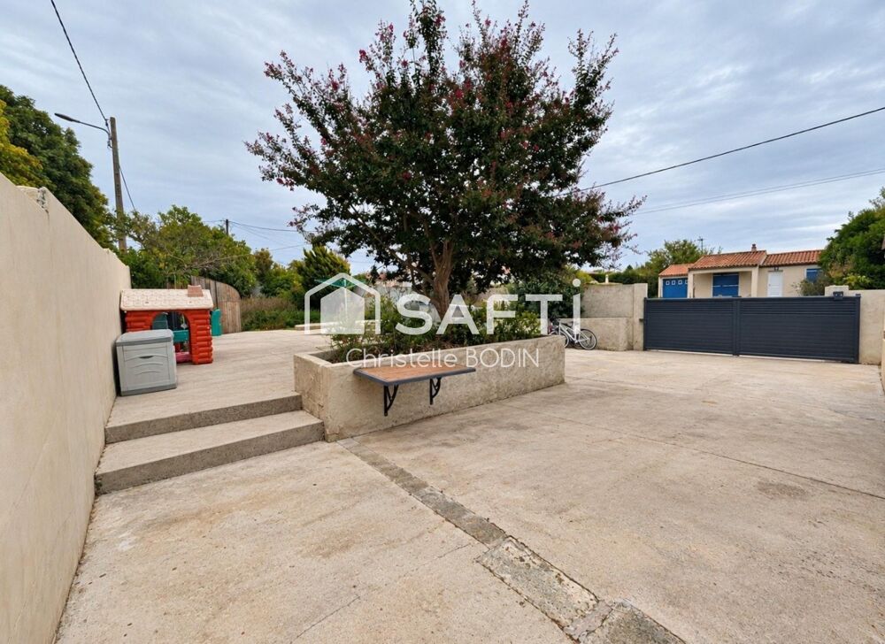 Vente Immeuble Grande maison familiale de 276 m² avec ancien espace commercial et fort potentiel à Tonnay-Charente Tonnay-charente