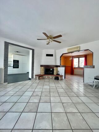  Maison � vendre 9 pi�ces 140 m�