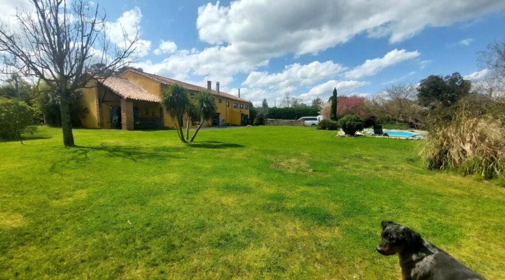 Vente Maison Ancienne ferme de 301m², 6 chambres sur un terrain de 2500m² Saverdun