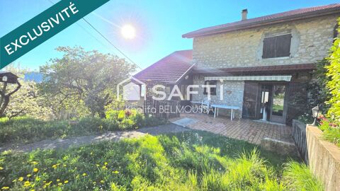   maison familiale avec un fort potentiel Maison - 8 pi�ce(s) - 131 m�