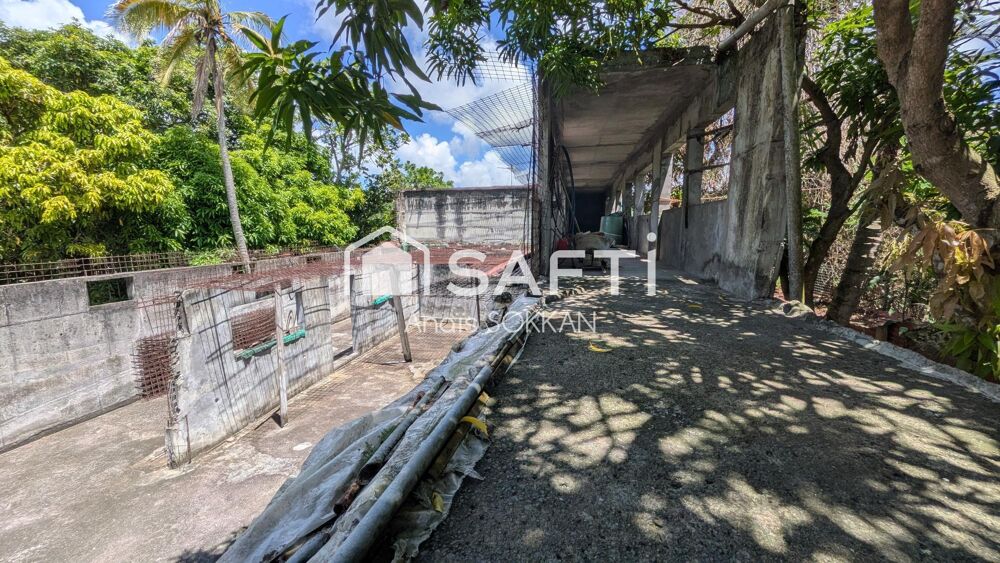 Vente Immeuble IMMEUBLE À RÉNOVER AVEC FORT POTENTIEL A PETIT-BOURG Riviere-salee