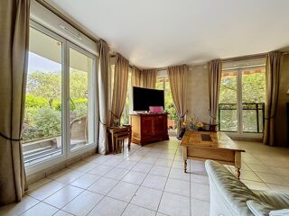Appartement 5 pièces 101 m² · à Montigny-le-Bretonneux · 101 m² · 410 000 €