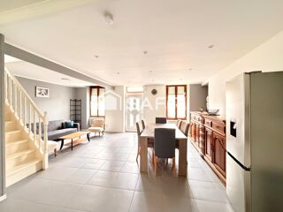  Appartement à louer 4 pièces 84 m²