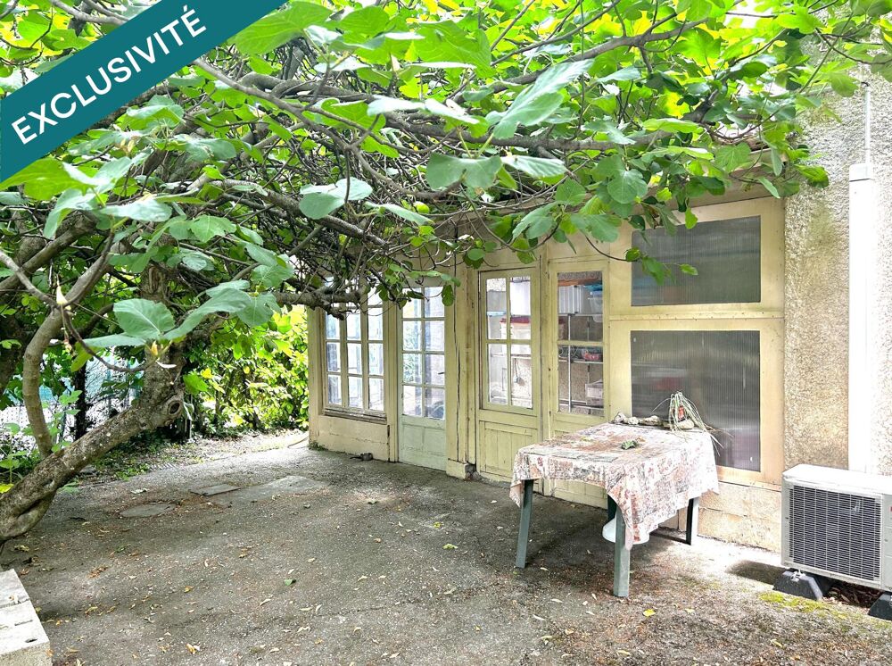 Maison avec atelier spacieux.