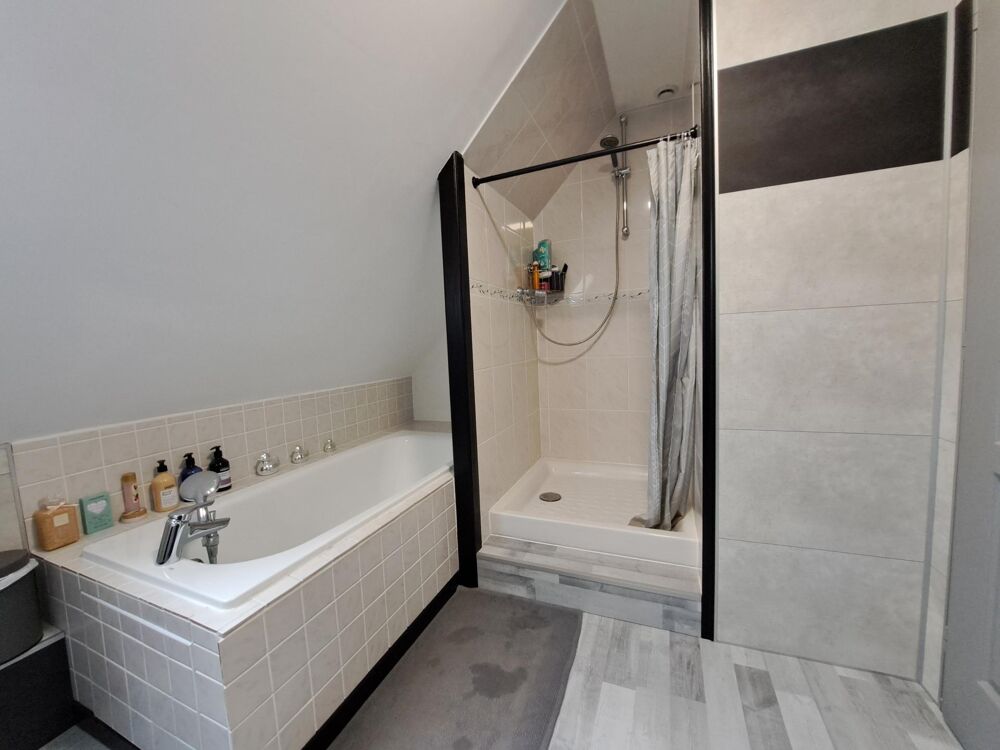 Vente Maison Maison semi plain pied rcente. Oost-cappel