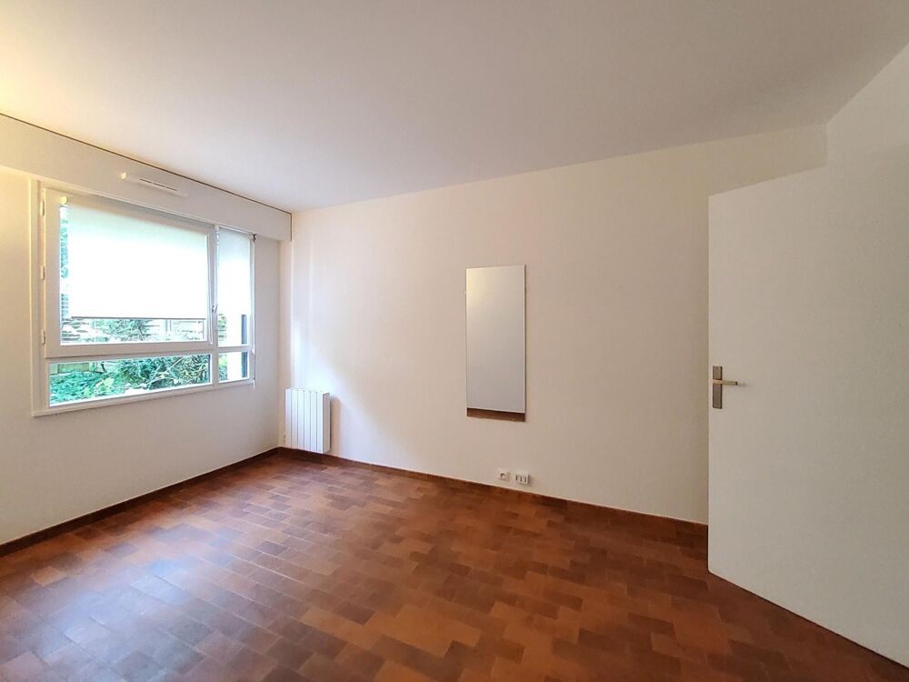 Vente Appartement Appartement T3 avec terrasse et jardin privatif à 2 pas de la mairie de Clamart Clamart