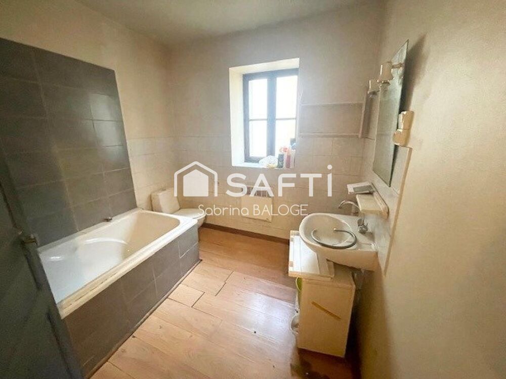 Vente Maison Maison à rénover plus grand espace de stockage Serignan