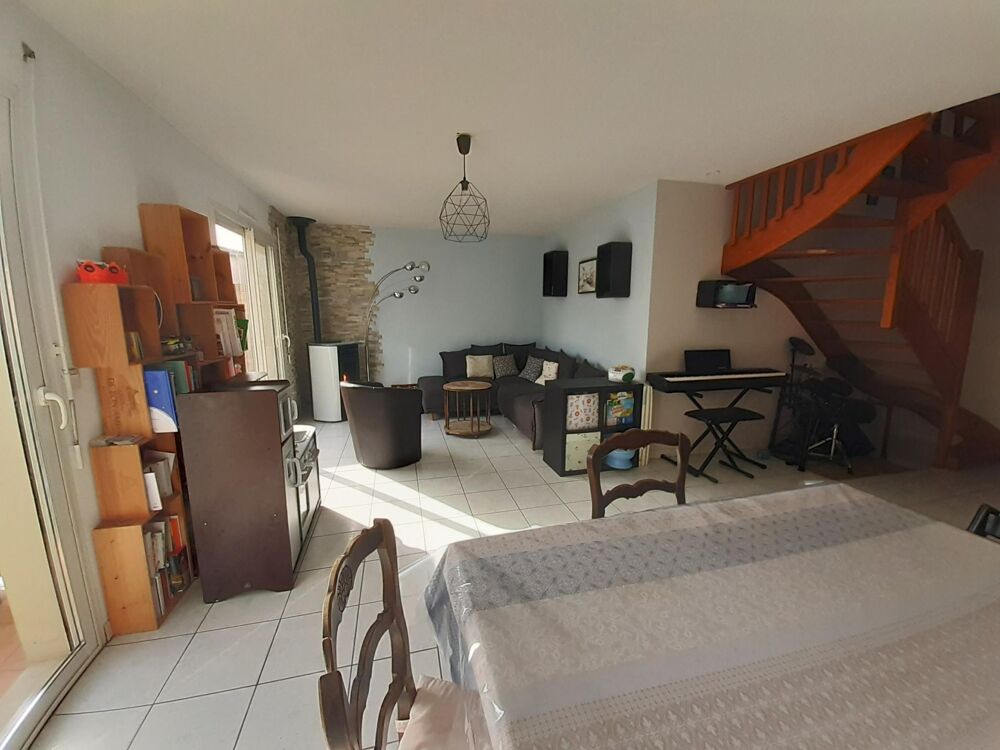 Vente Maison Maison 3 chambres, jardin intime et piscine dans le lotissement Merignac