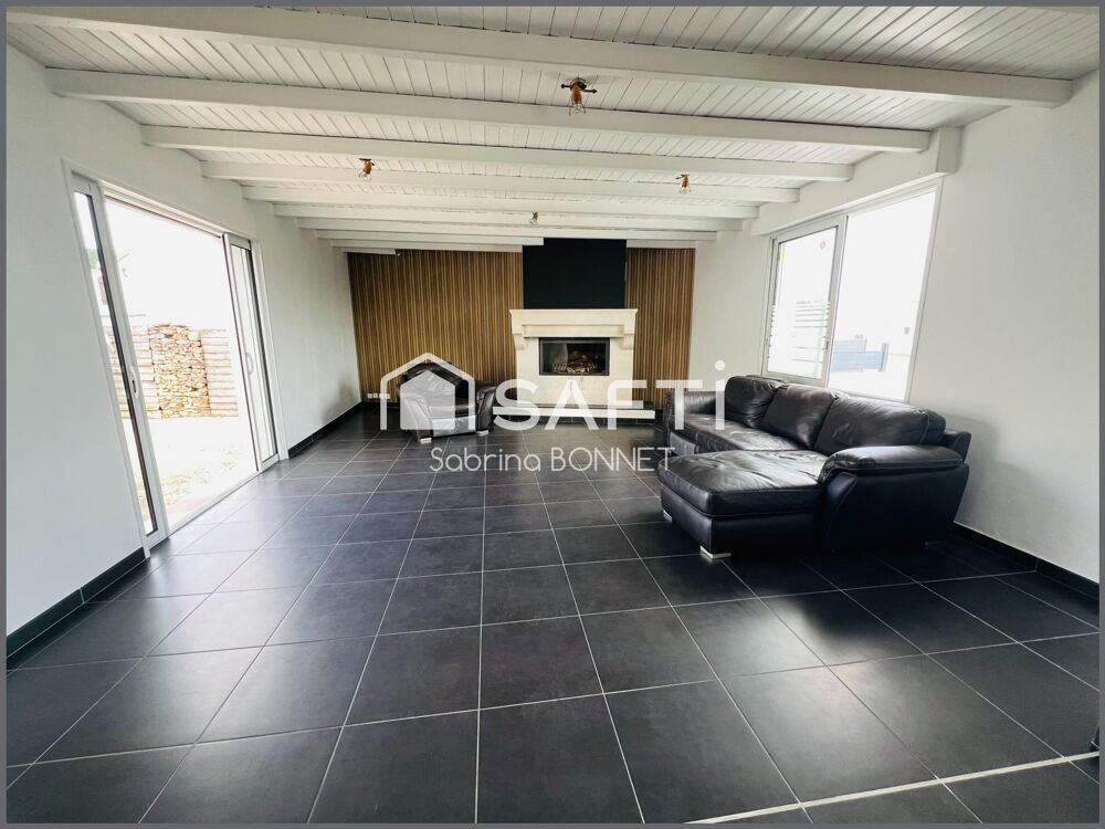 Vente Maison Maison de 110 m² et un appartement de 50 m² soit 160 m² de surface totale! Bellevigny