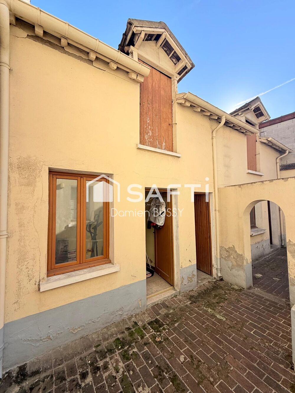 Vente Maison Grande maison d'habitation divisé d'environ 145M2 Bonnieres-sur-seine