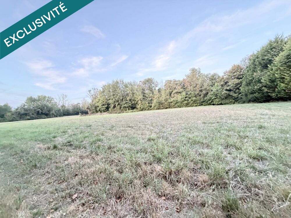 Vente Terrain Nichée dans un environnement calme et à l'abri des regards, idéale pour profiter pleinement de la nature. Saint-sauveur-les-bray