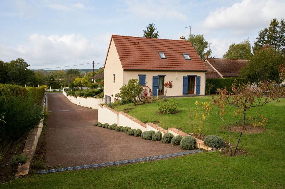 Maison 6 pièces 140 m² · à Chateaumeillant · 140 m² · 204 000 €