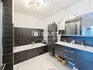  Maison � vendre 8 pi�ces 227 m�