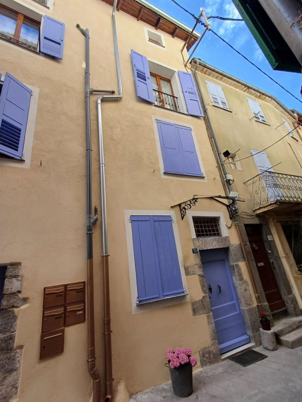 Vente Appartement A saisir appartement au centre du village Puget-theniers