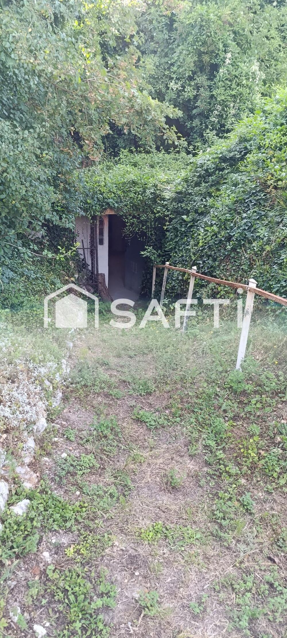 Vente Immeuble parcelle de terre avec sa cave Benais