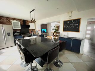  Maison à vendre 6 pièces 151 m²