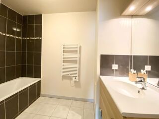 Vente Appartement Appartement 3 pièces avec un balcon et une place de parking Fresnes