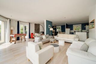  Maison à vendre 8 pièces 270 m²