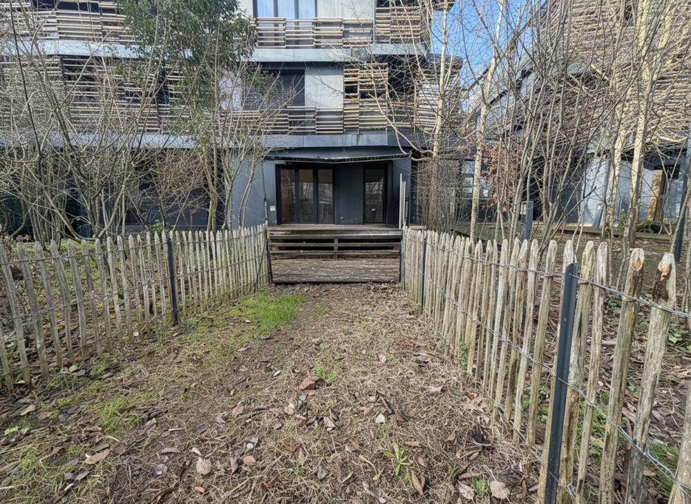 Vente Appartement Appartement RDC + Terrasses + Jardin + Parking Cenon