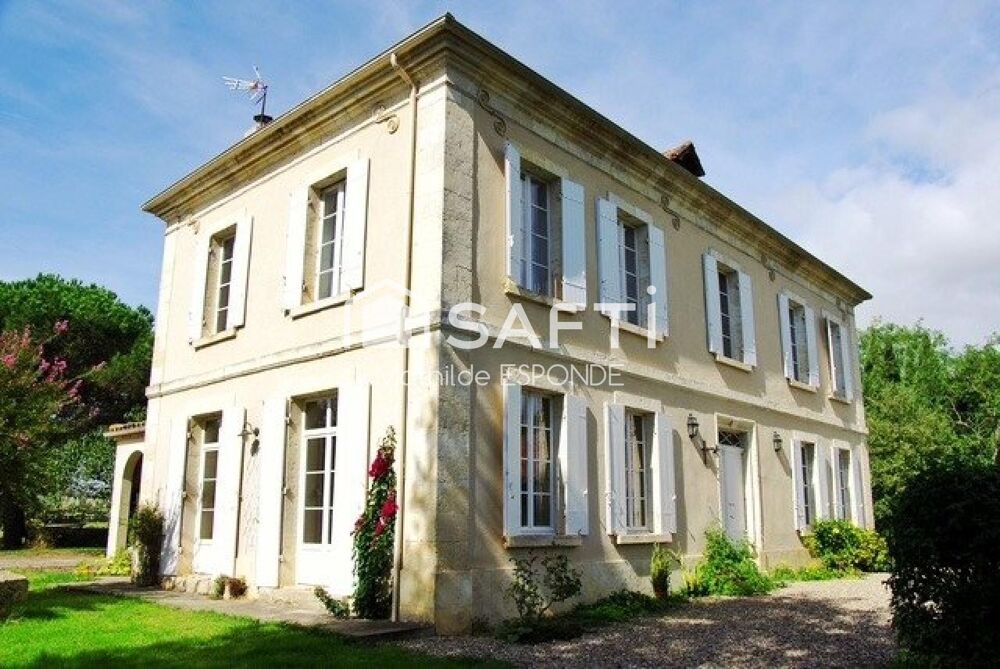 Domaine avec maison 236 m² et installations équestres et dépendances