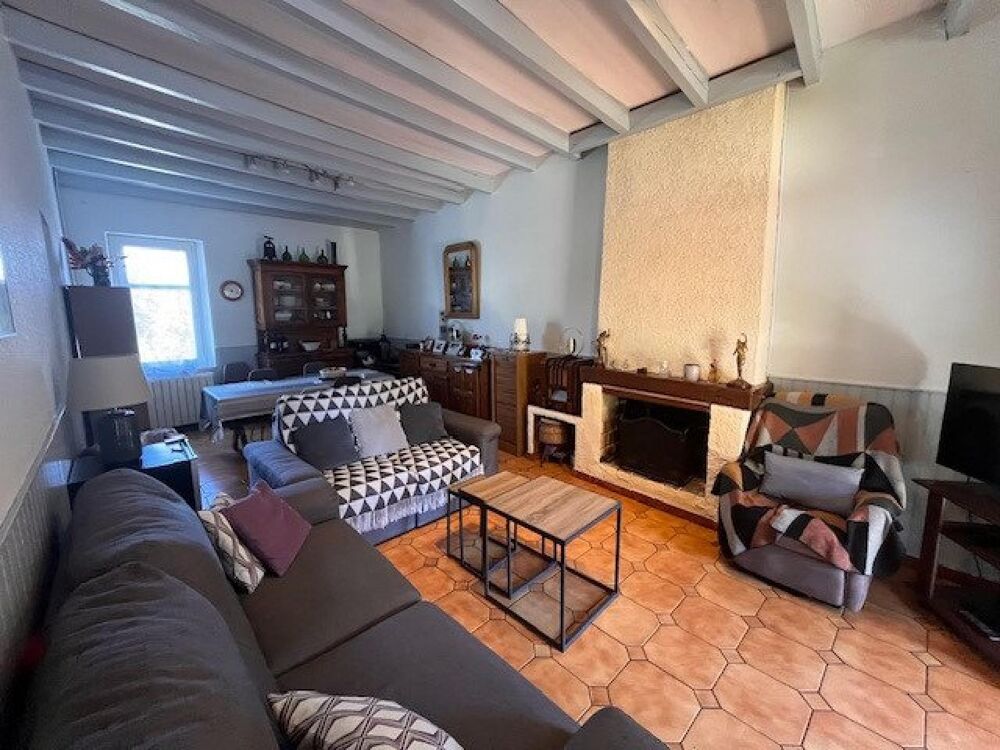 Maison 4 pieces, 3chs, Gd garage, terrain 965m²