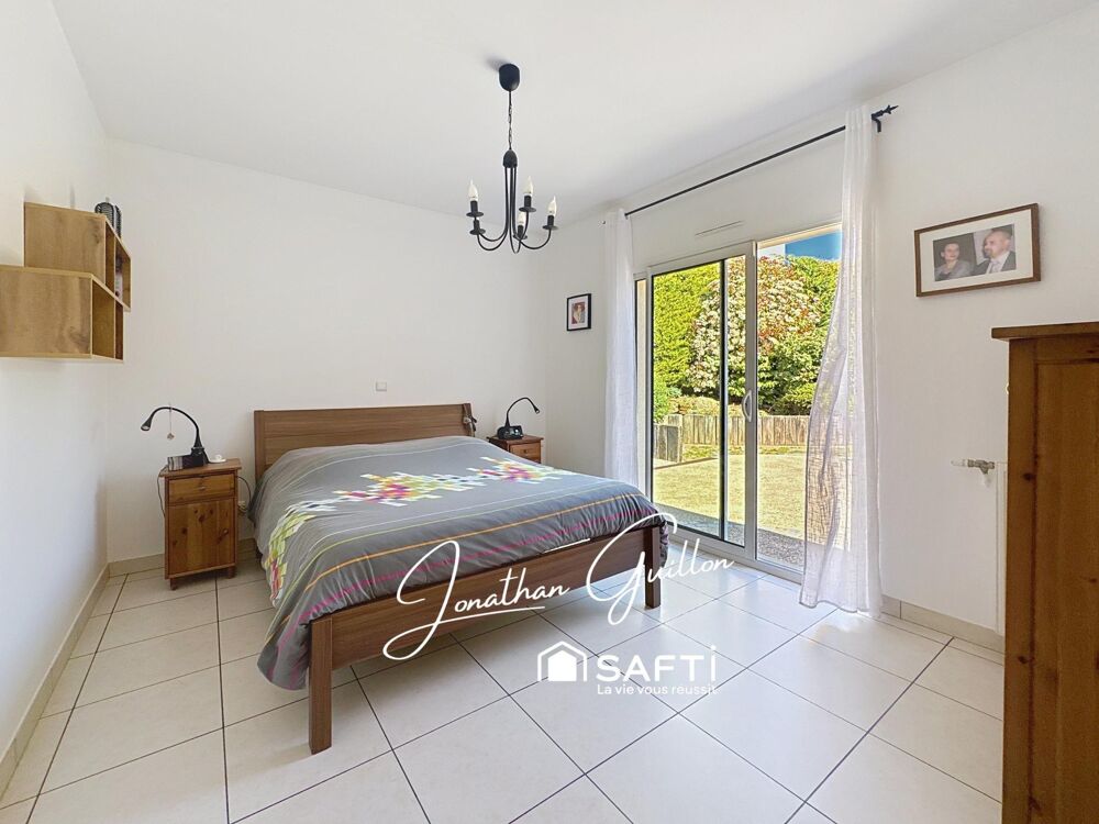 à vendre  Maison Magny-le-Hongre (77700)