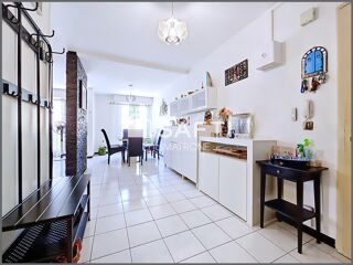  Appartement à vendre 6 pièces 136 m²
